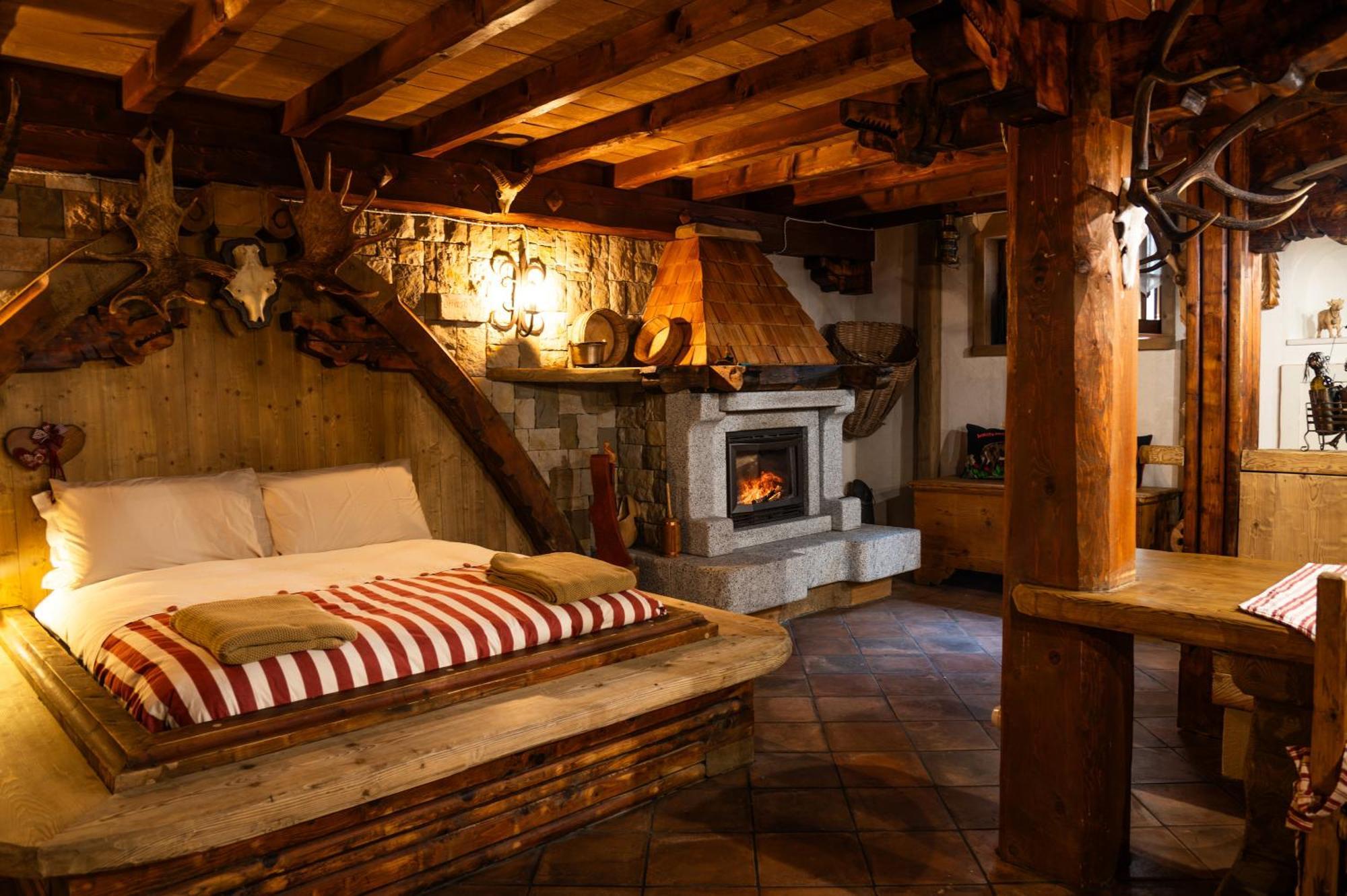 Alfio'S Alpen Suite Roncone ภายนอก รูปภาพ