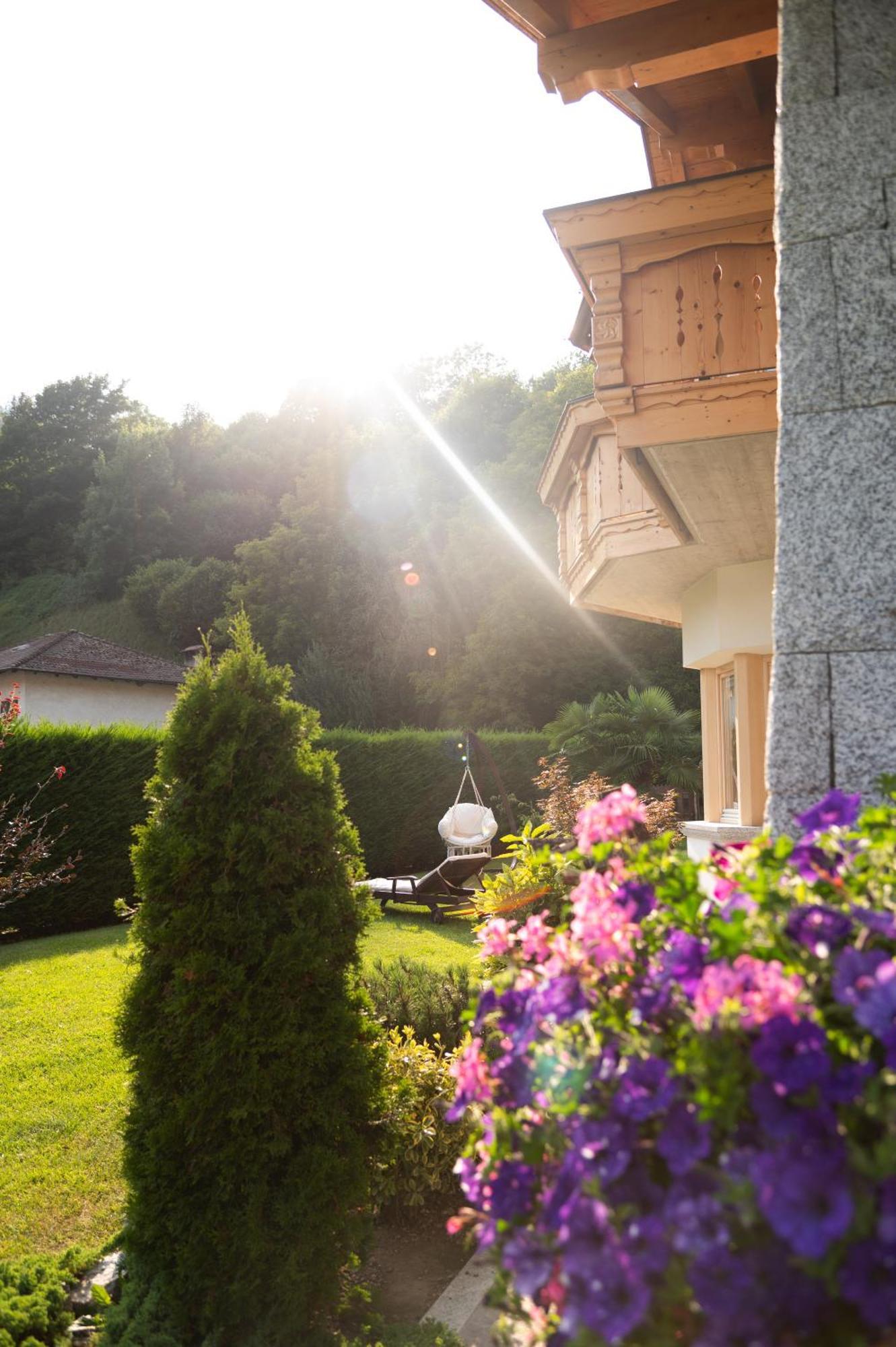 Alfio'S Alpen Suite Roncone ภายนอก รูปภาพ
