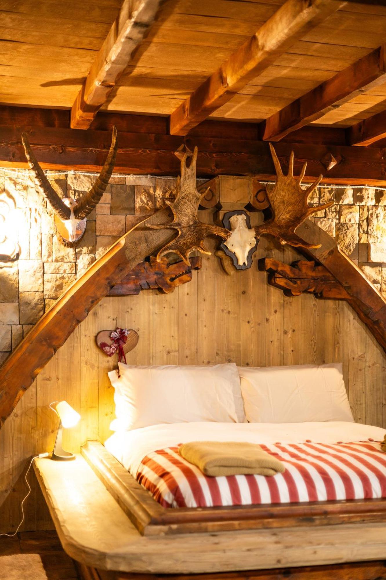 Alfio'S Alpen Suite Roncone ภายนอก รูปภาพ