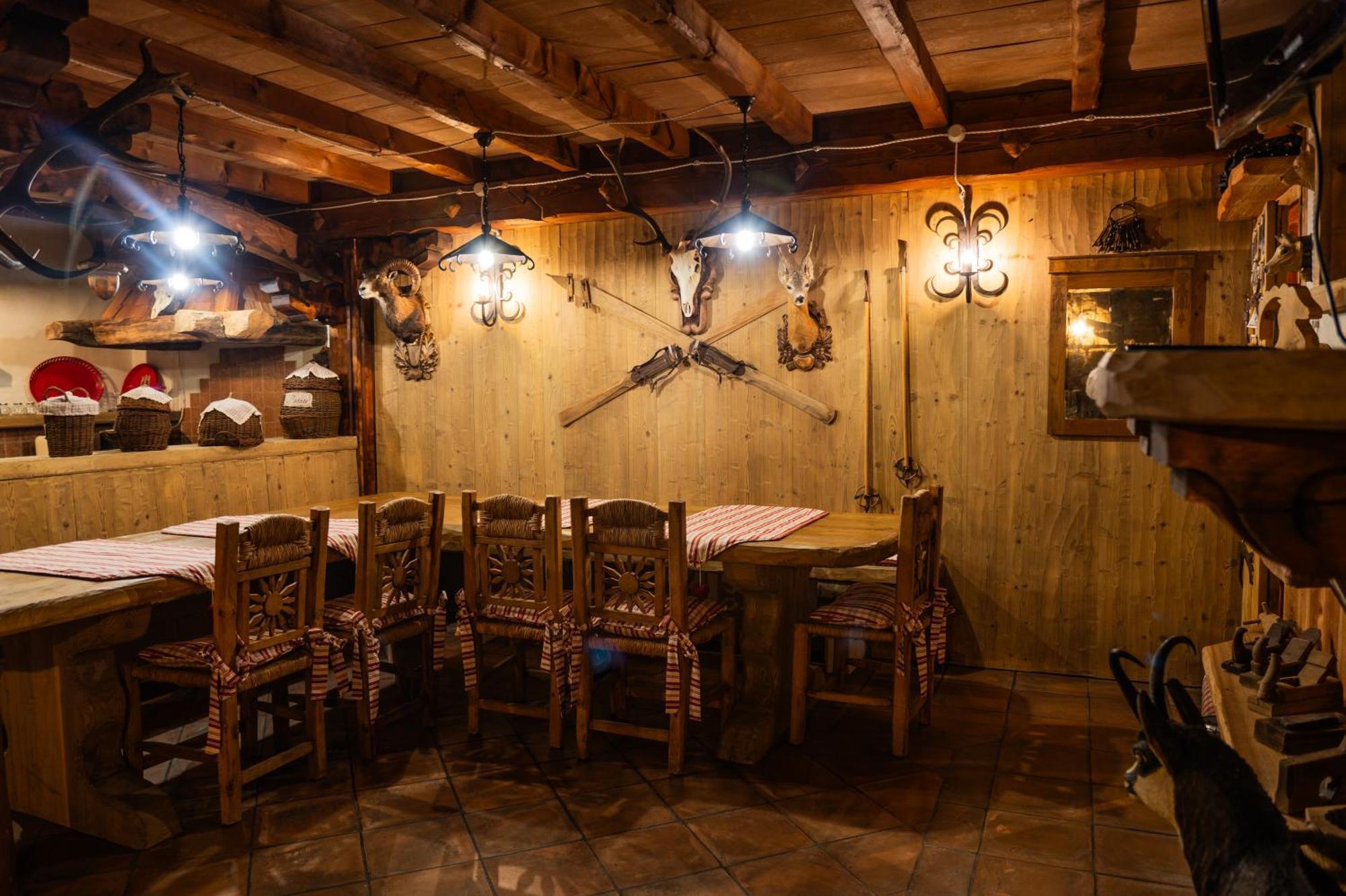 Alfio'S Alpen Suite Roncone ภายนอก รูปภาพ